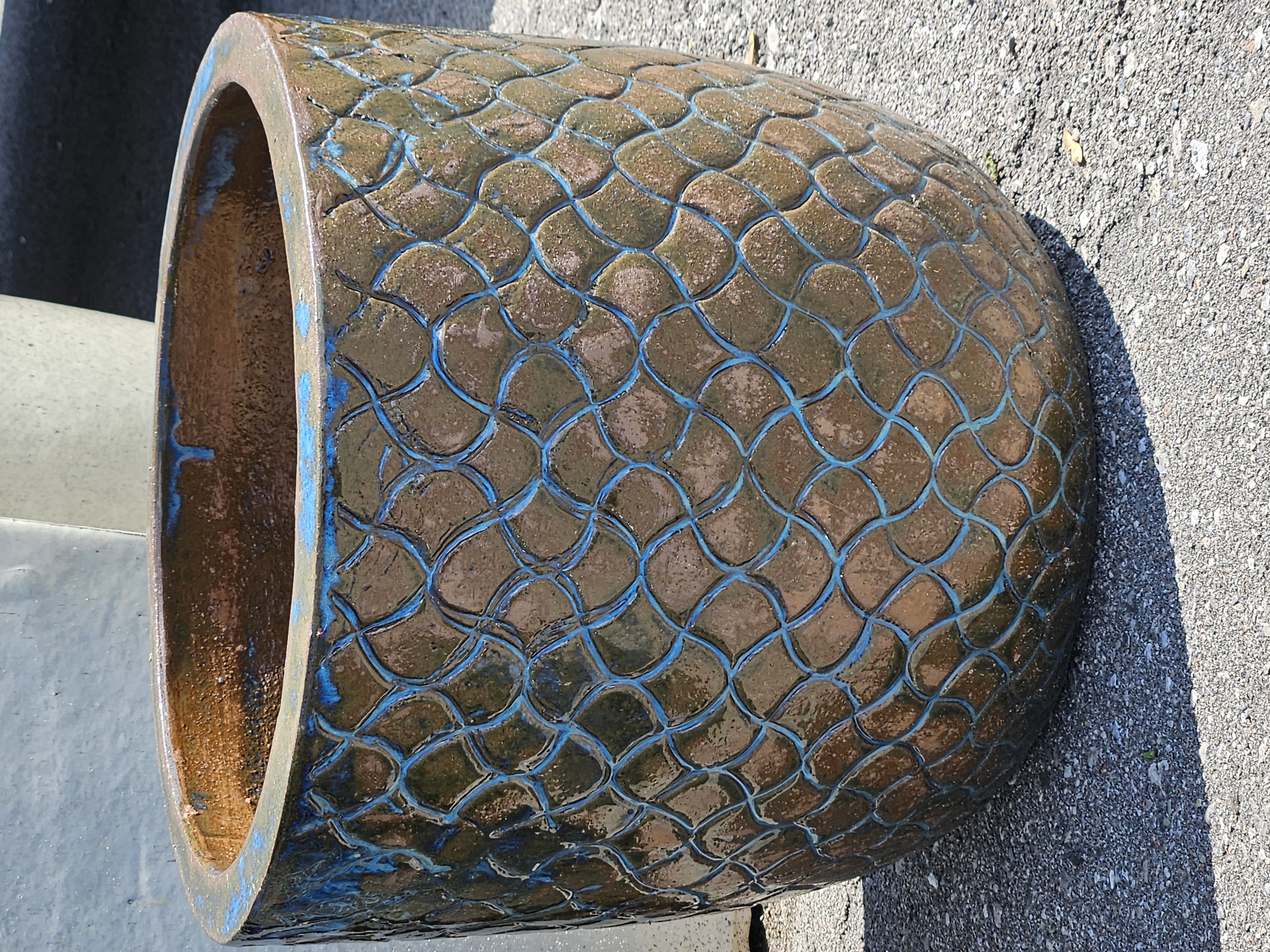 Shell Patterned pot (Large size)