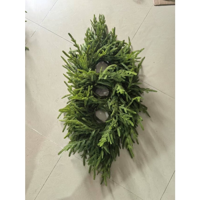 Norfolk Pine Table Centrepiece